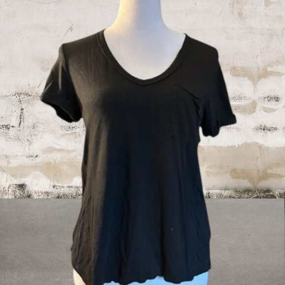 T.LA Women's Black V-Neck Tee Shirt with Pocket Size XS - Picture 2 of 4